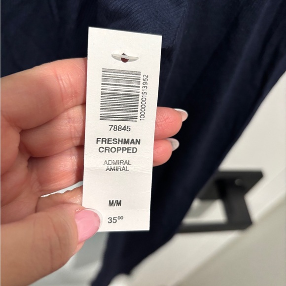 Aritzia freshman cropped sweater turtleneck NWT! - Picture 5 of 6